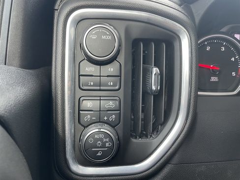 Used 2022 Chevrolet Silverado 3500 High Country w/ Safety Package II image 33