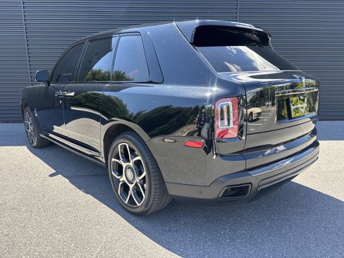 Used 2023 Rolls-Royce Cullinan Black Badge w/ Driver's Package AWD/4WD image 3