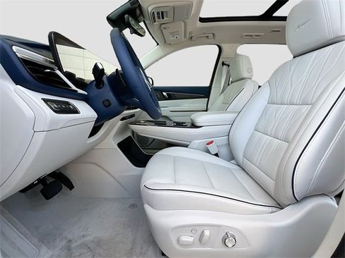 New 2025 Buick Enclave Avenir w/ Super Cruise Package image 15