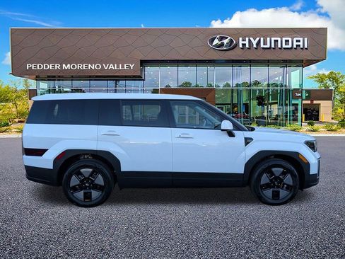 New 2026 Hyundai Santa Fe SE image 3