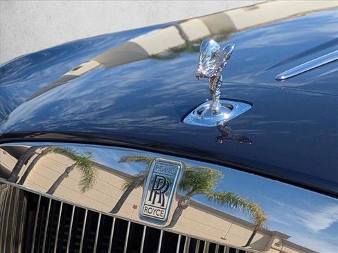 Used 2018 Rolls-Royce Ghost image 12