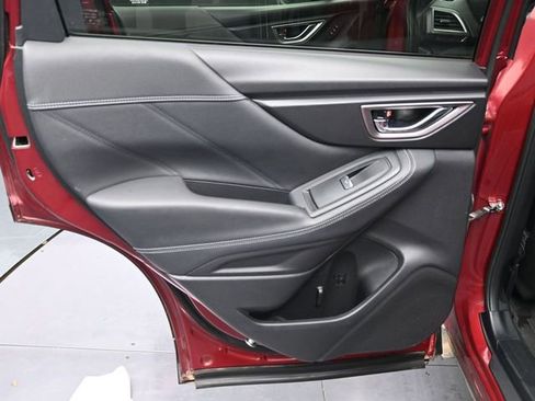 Used 2019 Subaru Forester Touring image 16