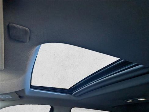 Used 2020 Chevrolet Silverado 1500 LTZ image 18