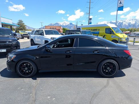Used 2019 Mercedes-Benz CLA 250 4MATIC image 8