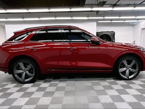 Used 2023 Genesis GV70 2.5T w/ Sport Prestige Package image 15