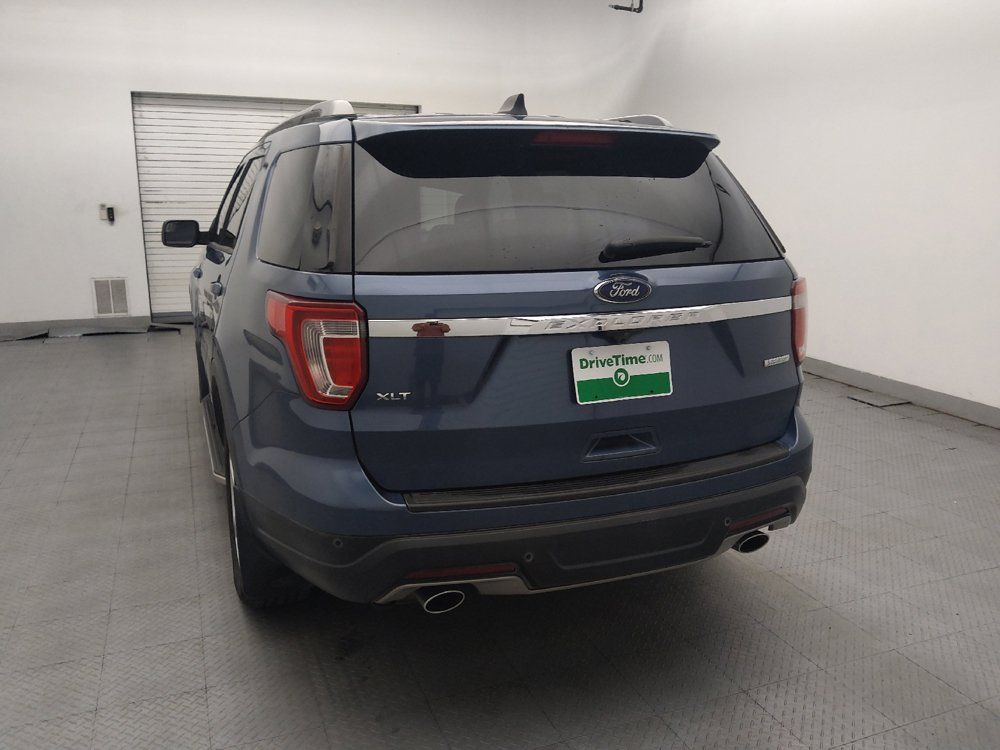 Used 2018 Ford Explorer XLT FWD image 6