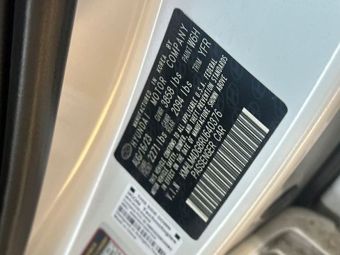 Used 2024 Hyundai Elantra SEL FWD image 36