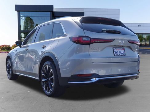 Used 2024 MAZDA CX-90 Plug-In Hybrid w/ Premium Pkg AWD/4WD image 7