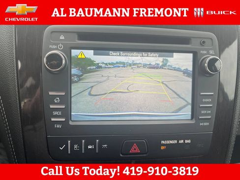 Used 2017 Chevrolet Traverse LT w/ Style and Technology Package FWD image 20