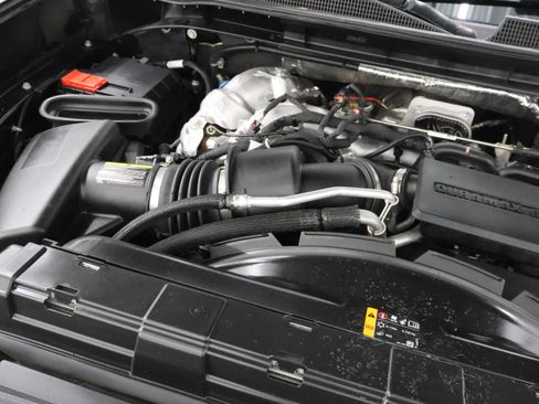 Used 2024 Chevrolet Silverado 2500 LT w/ Midnight Edition image 26