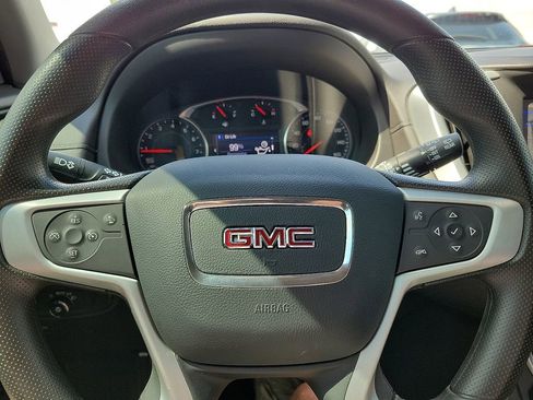 Used 2023 GMC Terrain SLE w/ Driver Convenience Package image 17