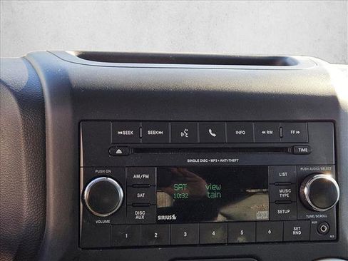 Used 2017 Jeep Wrangler Unlimited Sahara w/ Connectivity Group image 14