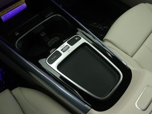 New 2026 Mercedes-Benz GLA 250 4MATIC image 6