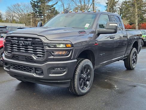 New 2026 RAM 2500 Big Horn AWD/4WD image 3
