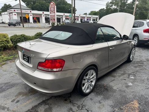 Used 2011 BMW 128i Convertible RWD image 8