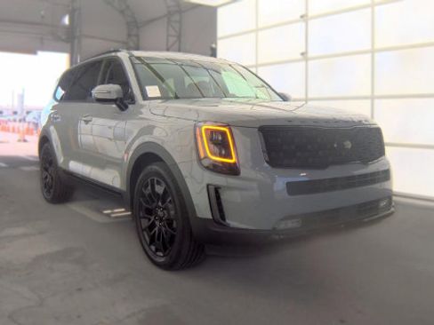 Used 2021 Kia Telluride SX w/ SX Prestige Package AWD/4WD image 3