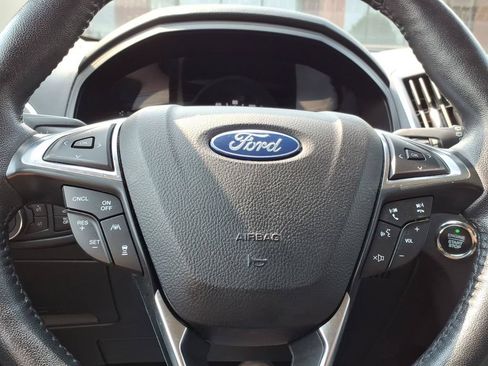 Used 2023 Ford Edge Titanium w/ Equipment Group 301A AWD/4WD image 21