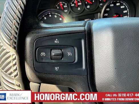 Used 2019 Chevrolet Silverado 1500 Custom Trail Boss w/ Custom Convenience Package AWD/4WD image 12