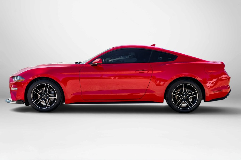Used 2022 Ford Mustang Premium RWD image 9