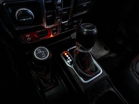 Used 2021 Jeep Gladiator Rubicon image 47