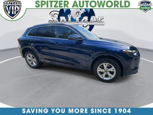 Used 2025 Audi Q5 Premium w/ Convenience Package AWD/4WD image 2