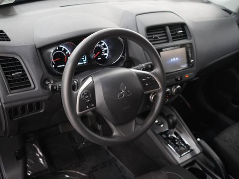 Used 2020 Mitsubishi Outlander Sport ES AWD/4WD image 20
