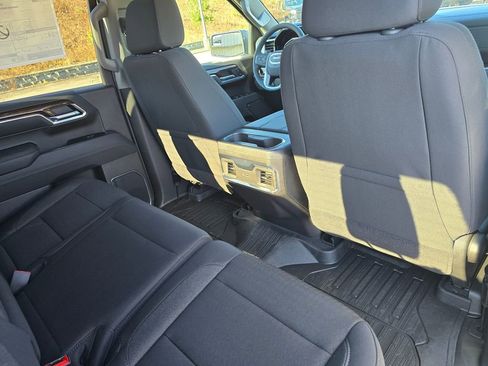 New 2026 GMC Sierra 1500 Elevation image 25