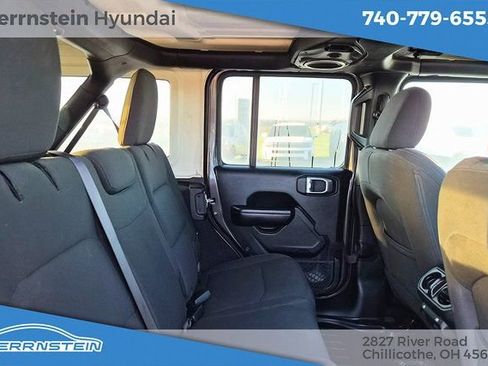 Used 2018 Jeep Wrangler Unlimited Sport S AWD/4WD image 24