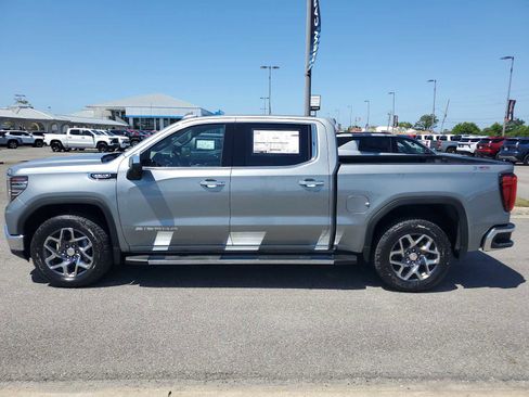 New 2026 GMC Sierra 1500 SLT w/ SLT Premium Package AWD/4WD image 2