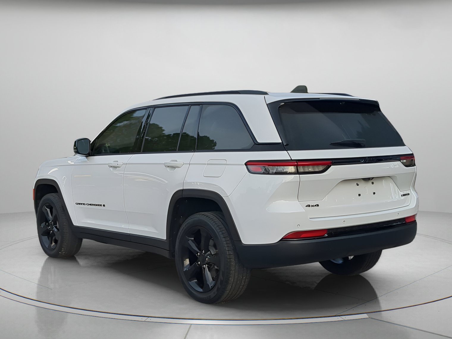 Used 2023 Jeep Grand Cherokee Limited w/ Luxury Tech Group II AWD/4WD image 42