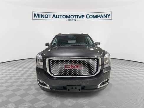 Used 2017 GMC Yukon XL Denali w/ Open Road Package AWD/4WD image 3