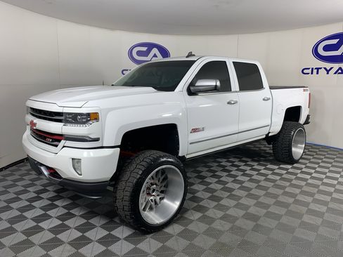 Used 2018 Chevrolet Silverado 1500 LTZ Z71 AWD/4WD image 7
