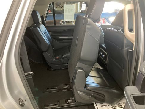 Used 2024 Ford Expedition Max XLT AWD/4WD image 11