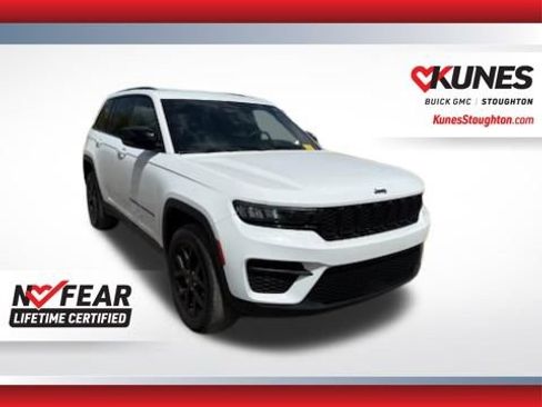 Used 2024 Jeep Grand Cherokee Altitude AWD/4WD image 1