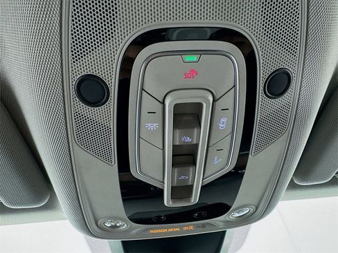 Used 2019 Audi e-tron Prestige w/ Prestige Package image 19