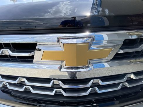 Certified 2024 Chevrolet Silverado 1500 LTZ AWD/4WD image 31