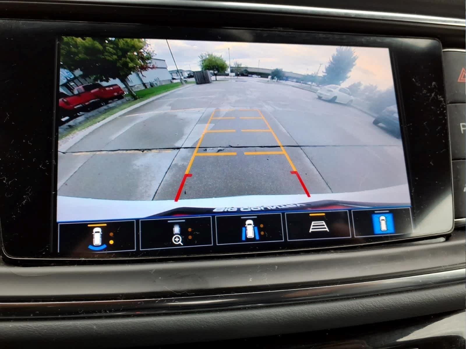 Used 2022 Buick Enclave Premium FWD image 23