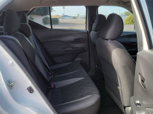 Used 2019 Nissan Kicks S image 18