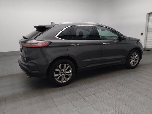 Used 2019 Ford Edge Titanium w/ Cold Weather Package AWD/4WD image 10