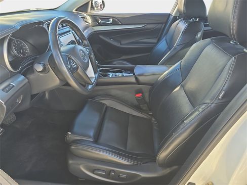 Used 2017 Nissan Maxima 3.5 SV w/ Interior Lighting Package image 17