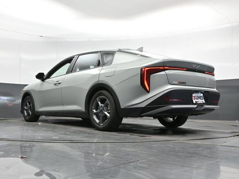 Used 2025 Kia K4 FWD image 46
