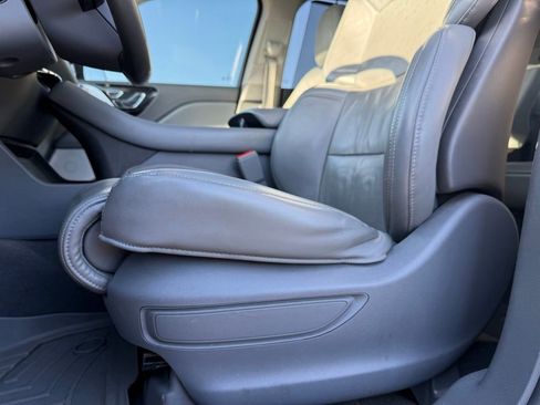 Used 2020 Lincoln Aviator Reserve w/ Equipment Group 202A AWD/4WD image 9