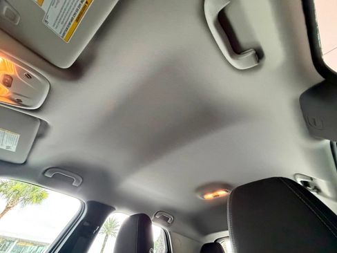 Used 2023 Chevrolet TrailBlazer LS FWD image 22