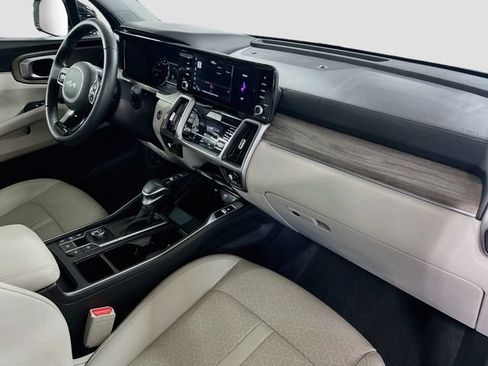 Used 2023 Kia Sorento EX FWD image 30