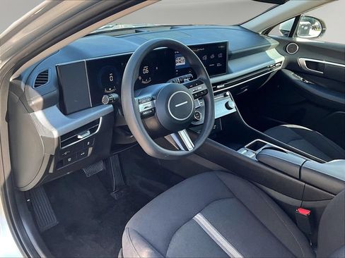 Used 2025 Hyundai Sonata SEL FWD image 21