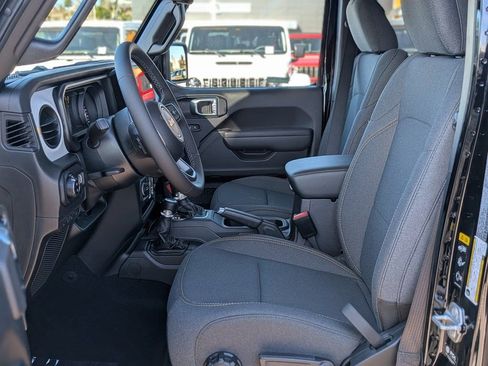 New 2026 Jeep Gladiator Sport image 8