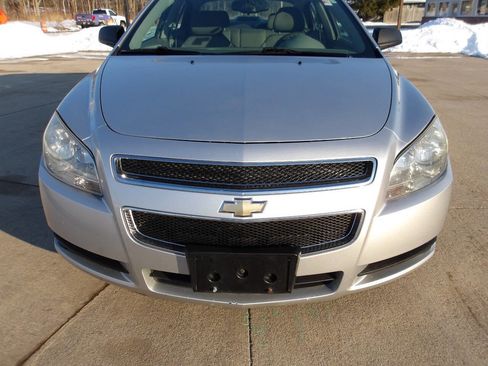 Used 2010 Chevrolet Malibu LS image 25