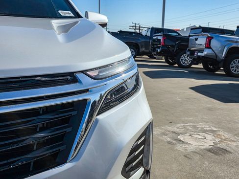 Used 2024 Chevrolet Equinox LT image 11