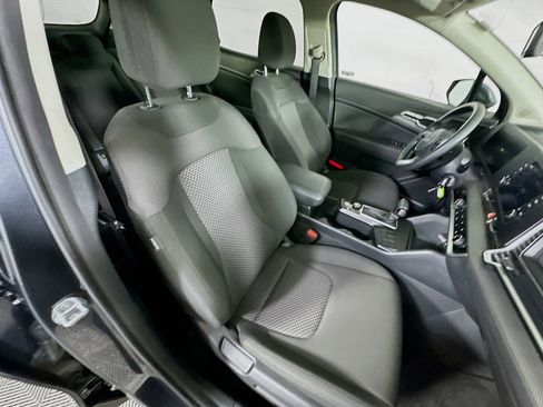 Used 2025 Kia Sportage LX FWD image 29