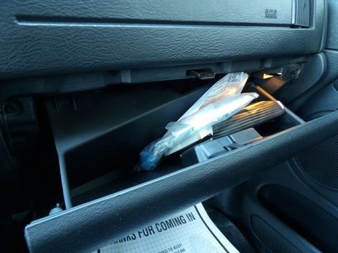 Used 2004 Dodge Ram 2500 Truck SLT w/ Trailer Tow Group image 29